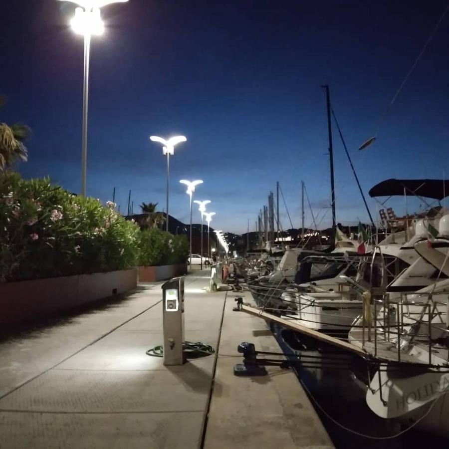 Bed And Boat Holiday Hotell La Spezia Eksteriør bilde