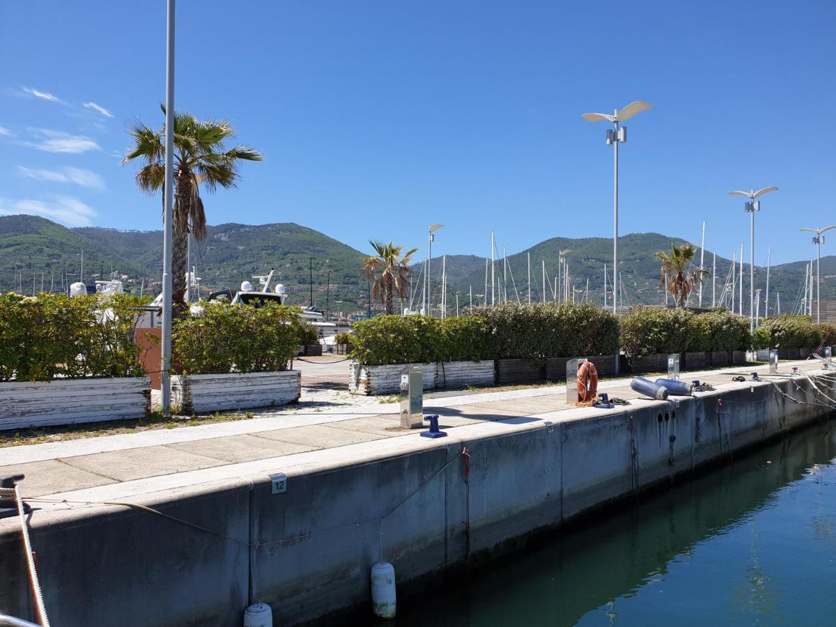 Bed And Boat Holiday Hotell La Spezia Eksteriør bilde